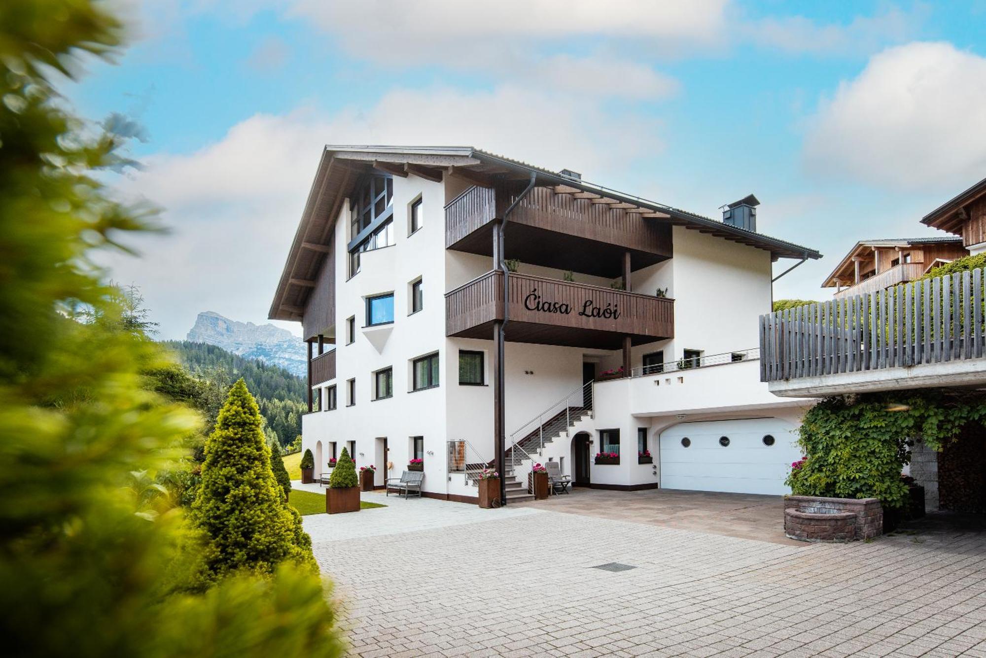Apartment Ciasa Laoi San Cassiano  Exterior foto